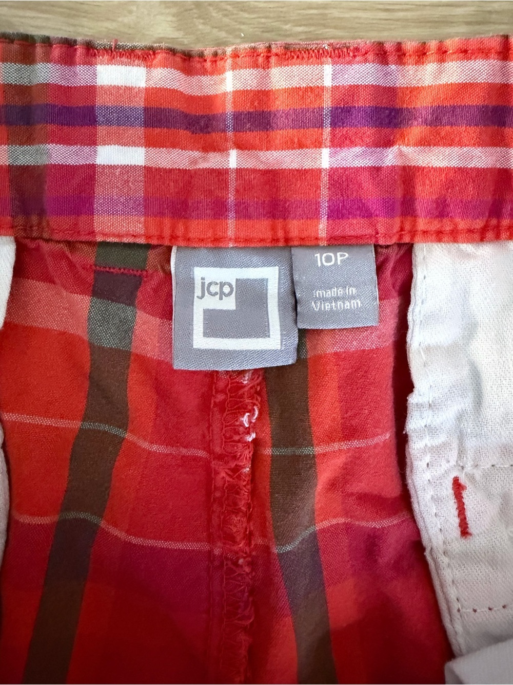 JCP Plaid Low Rise Shorts – Size 10P - Picture 5 of 6
